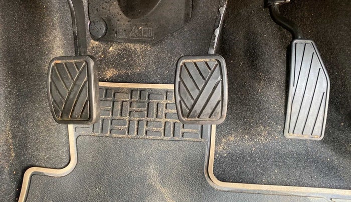 2020 Maruti IGNIS ZETA 1.2, Petrol, Manual, 27,507 km, Pedals