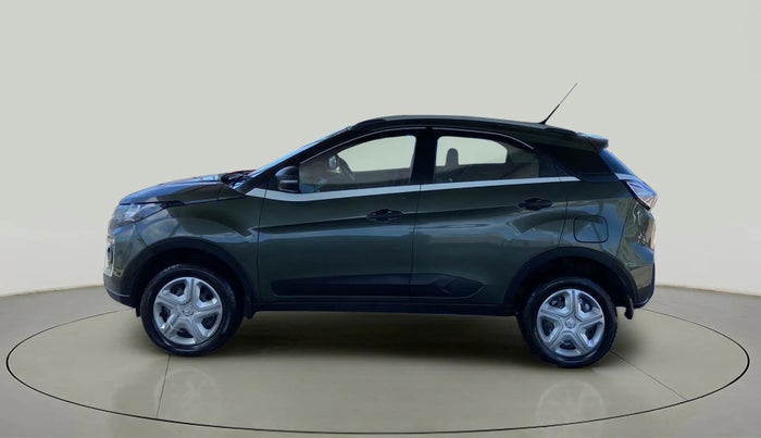 2022 Tata NEXON XMA SUNROOF PETROL, Petrol, Automatic, 31,932 km, Left Side