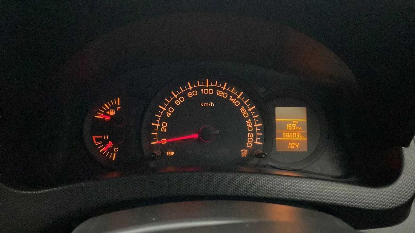 2017 Maruti Swift LXI (O), Petrol, Manual, 58,733 km, Odometer Image