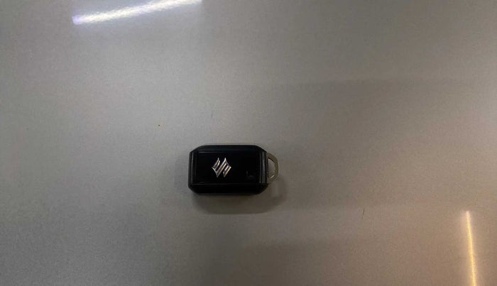 2021 Maruti Swift ZXI, Petrol, Manual, 39,153 km, Key Close Up