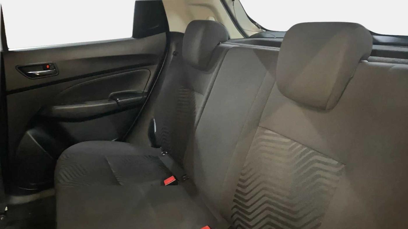 2021 Maruti Swift ZXI, Petrol, Manual, 39,153 km, Right Side Rear Door Cabin
