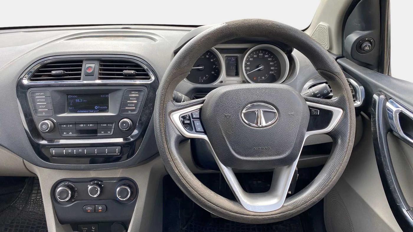 2017 Tata Tiago XZA PETROL, Petrol, Automatic, 99,757 km, Steering Wheel Close Up