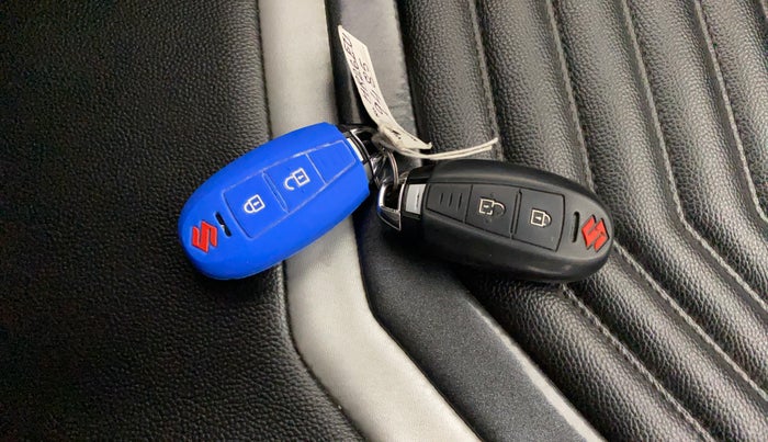 2022 Maruti Vitara Brezza VXI, Petrol, Manual, 30,051 km, Key Close Up