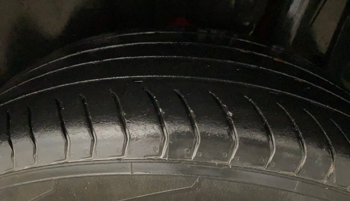 2022 Maruti Vitara Brezza VXI, Petrol, Manual, 30,051 km, Left Rear Tyre Tread