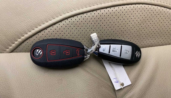 2021 Maruti Ciaz ALPHA  AT 1.5 SHVS PETROL, Petrol, Automatic, 19,014 km, Key Close Up