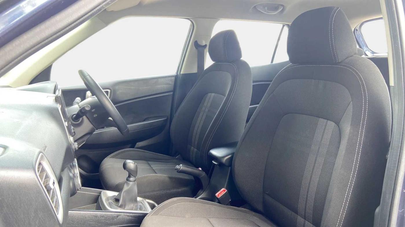 2021 Hyundai VENUE S+ 1.2, Petrol, Manual, 19,907 km, Right Side Front Door Cabin