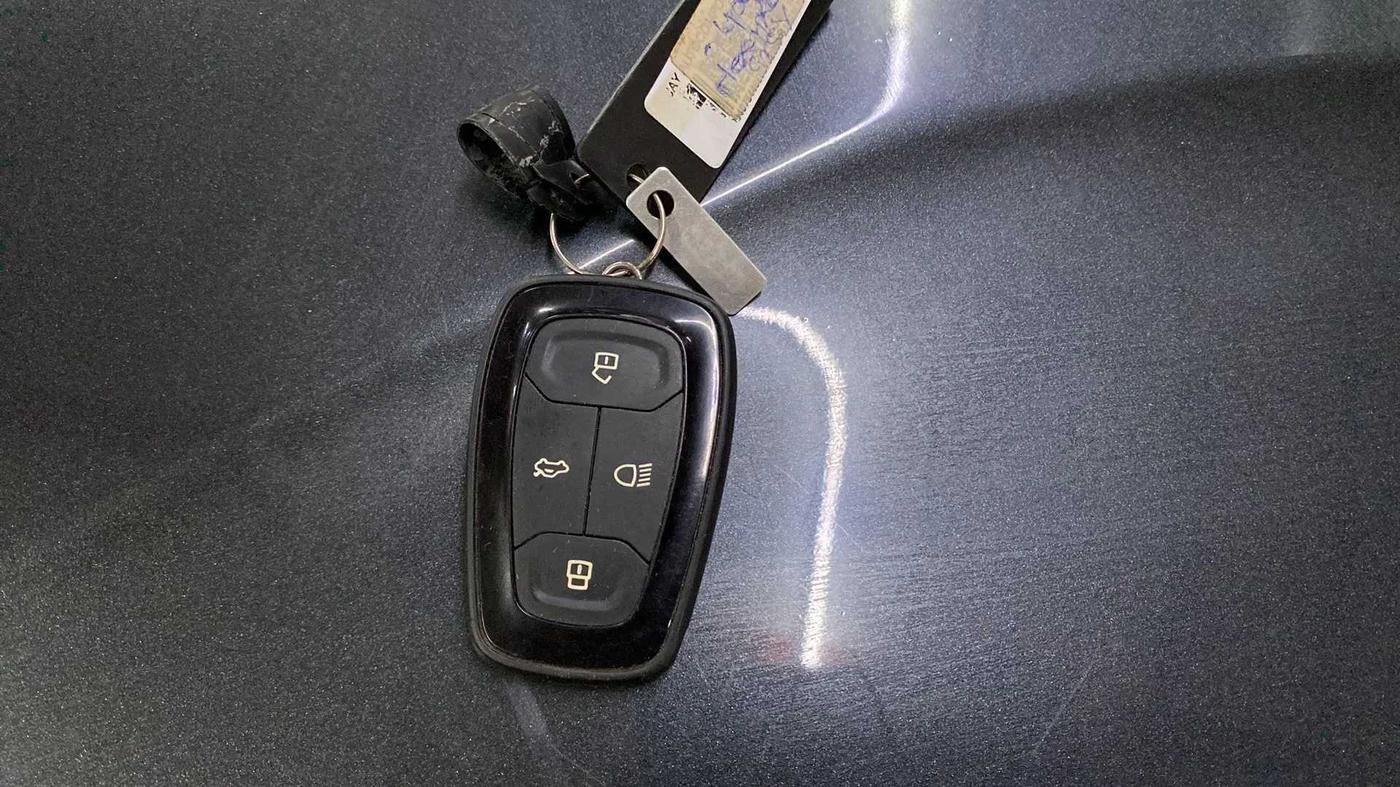 2019 Tata NEXON XZA PLUS DIESEL, Diesel, Automatic, 39,700 km, Key Close Up