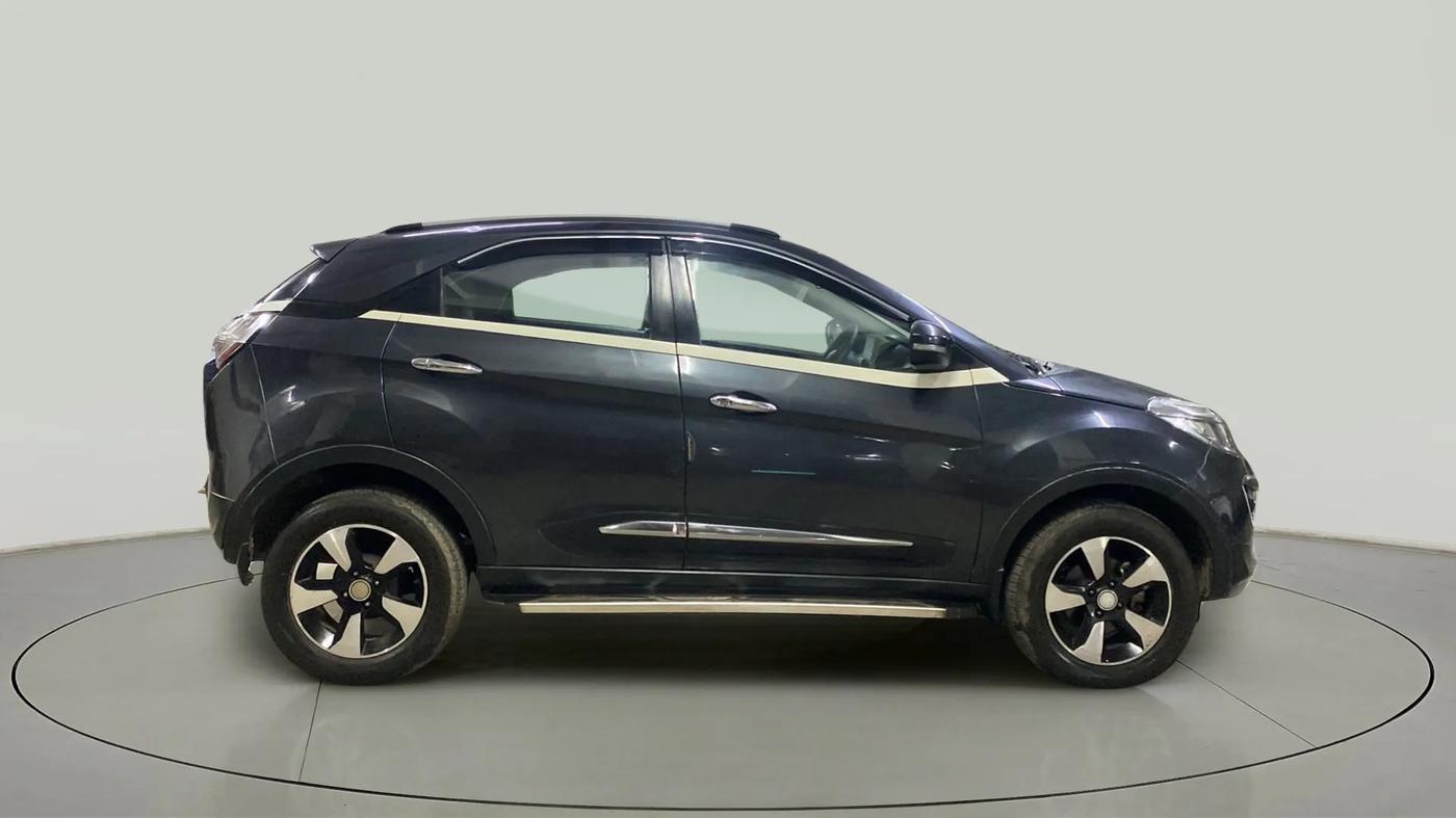 2019 Tata NEXON XZA PLUS DIESEL, Diesel, Automatic, 39,700 km, Right Side View