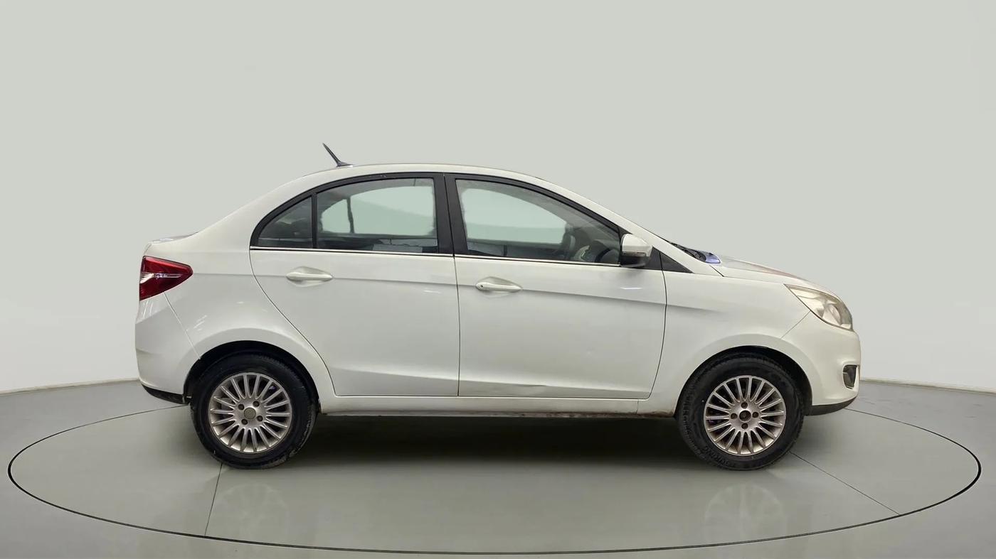 2015 Tata Zest XMS PETROL, Petrol, Manual, 61,317 km, Right Side View