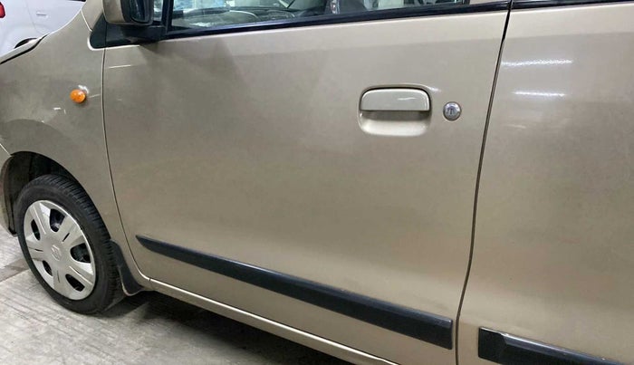 2014 Maruti Wagon R 1.0 VXI, Petrol, Manual, 42,307 km, Front passenger door - Slight discoloration
