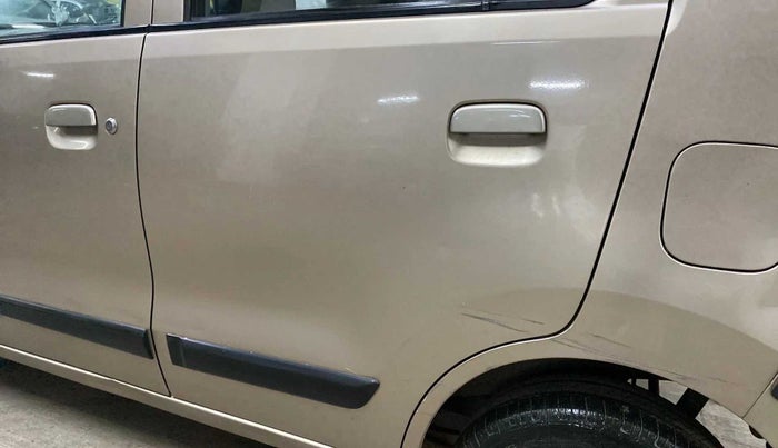 2014 Maruti Wagon R 1.0 VXI, Petrol, Manual, 42,307 km, Rear left door - Minor scratches