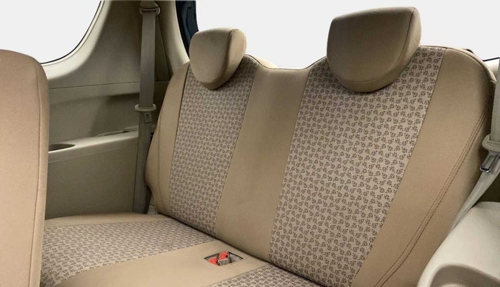 2014 Maruti Ertiga VXI, Petrol, Manual, 123 km, Third Seat Row ( optional )