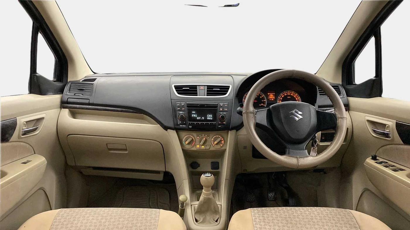 2014 Maruti Ertiga VXI, Petrol, Manual, 123 km, Dashboard