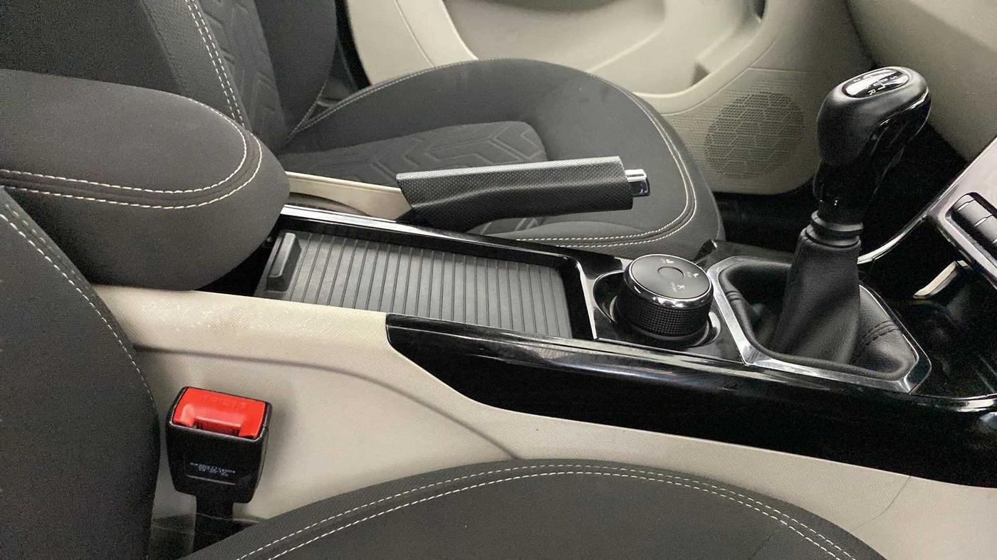 2020 Tata NEXON XZ PLUS DIESEL SUNROOF, Diesel, Manual, 25,672 km, Gear Lever