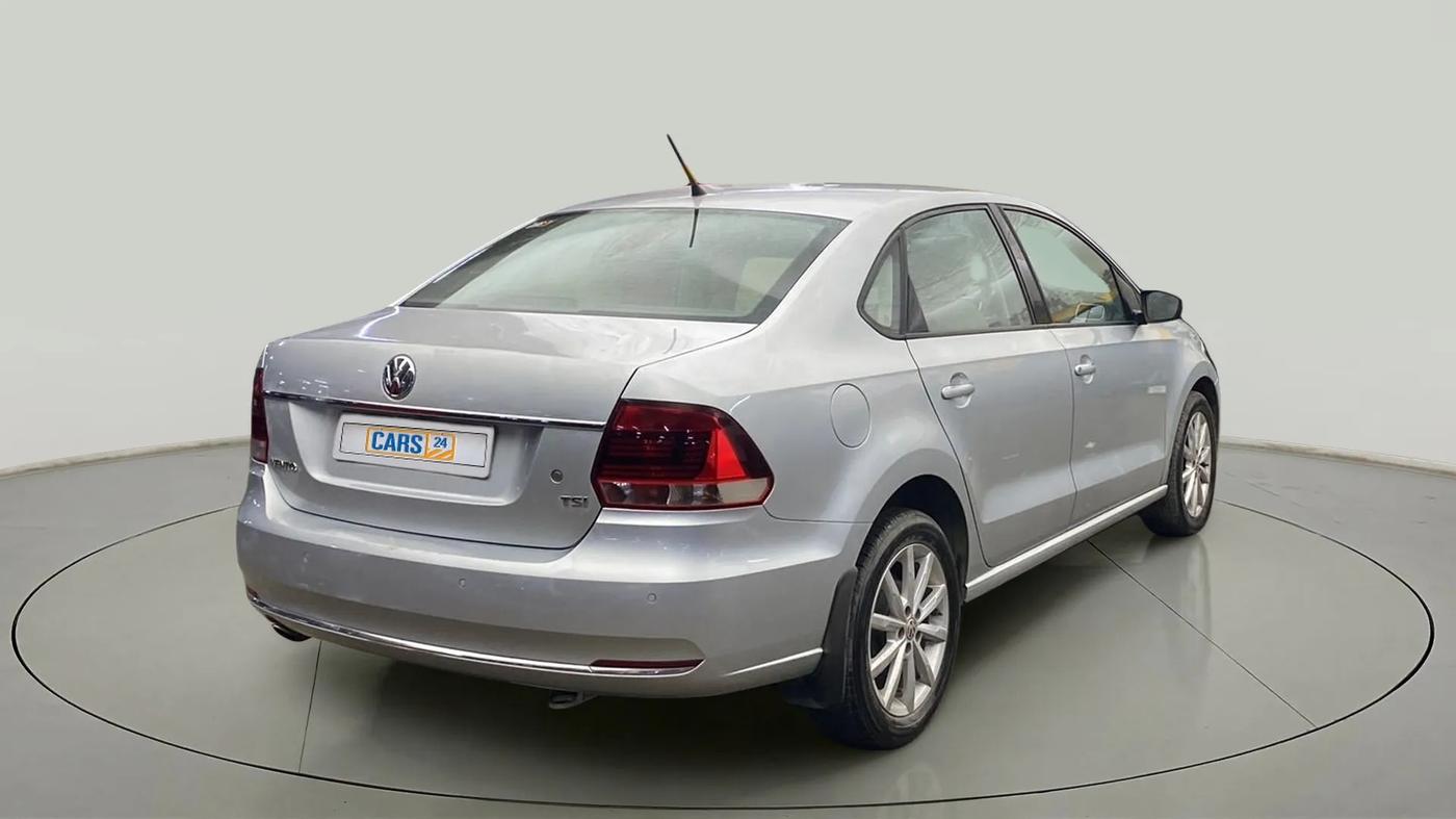 2017 Volkswagen Vento HIGHLINE PLUS 1.2 AT 16 ALLOY, Petrol, Automatic, 43,316 km, Right Back Diagonal