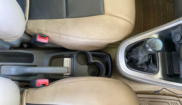 2013 Hyundai i10 MAGNA 1.2, Petrol, Manual, 80,394 km, Gear Lever