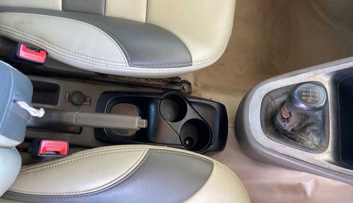 2012 Hyundai i10 SPORTZ 1.2, Petrol, Manual, 32,624 km, Gear Lever