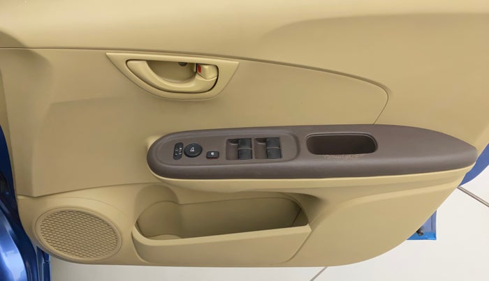 2013 Honda Amaze 1.2L I-VTEC S, Petrol, Manual, 79,335 km, Driver Side Door Panels Control