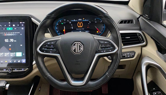 2021 MG HECTOR SHARP 1.5 PETROL CVT, Petrol, Automatic, 33,169 km, Steering Wheel Close Up