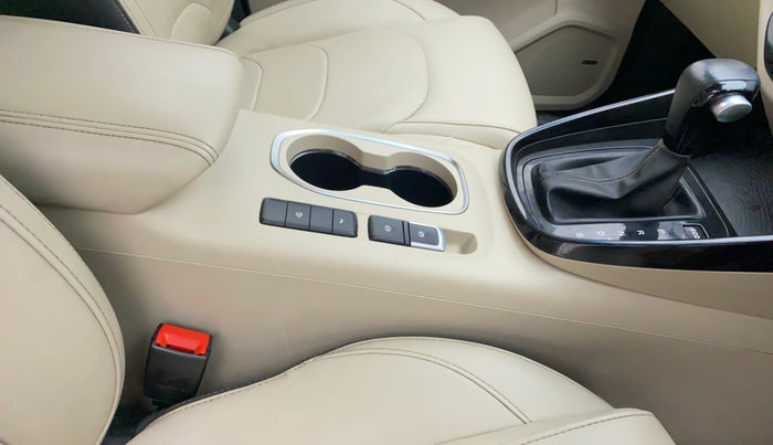 2021 MG HECTOR SHARP 1.5 PETROL CVT, Petrol, Automatic, 33,169 km, Gear Lever