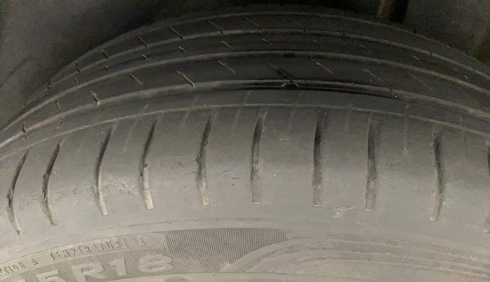 2021 MG HECTOR SHARP 1.5 PETROL CVT, Petrol, Automatic, 33,169 km, Left Rear Tyre Tread