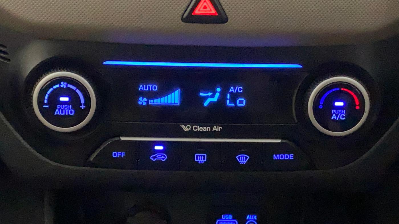 2016 Hyundai Creta SX PLUS 1.6 PETROL, Petrol, Manual, 76,804 km, Automatic Climate Control