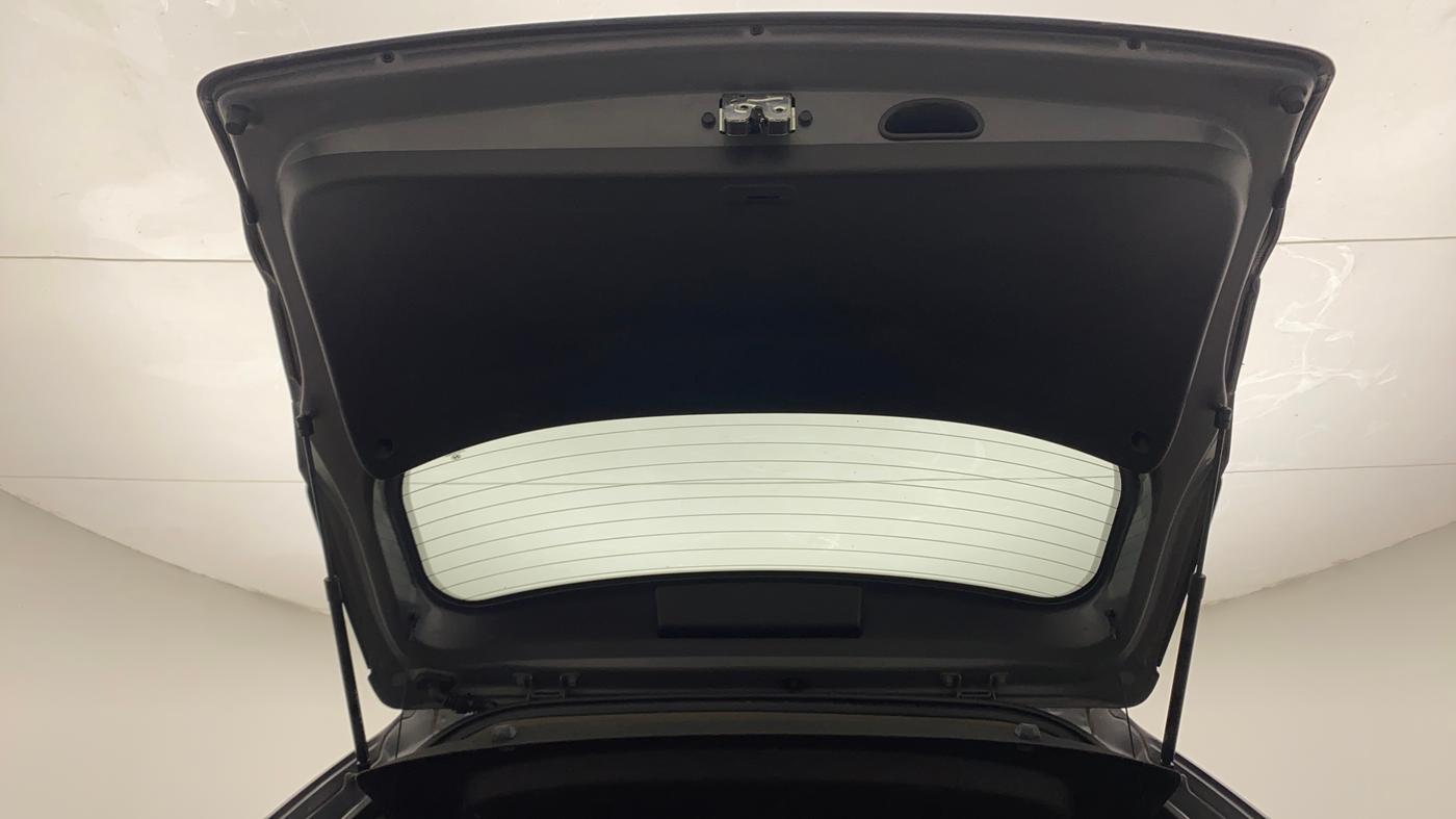 2016 Hyundai Creta SX PLUS 1.6 PETROL, Petrol, Manual, 76,804 km, Boot Door Open