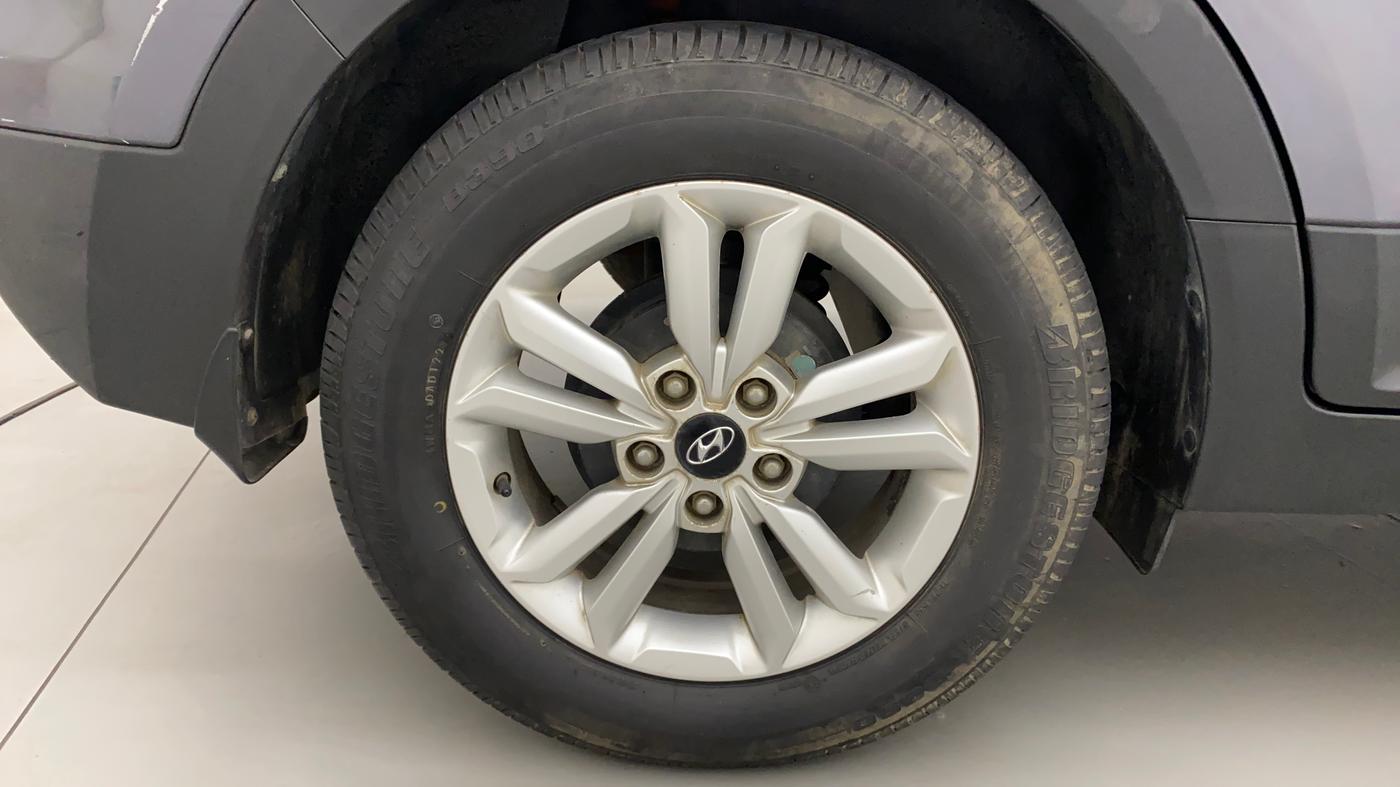2016 Hyundai Creta SX PLUS 1.6 PETROL, Petrol, Manual, 76,804 km, Right Rear Wheel