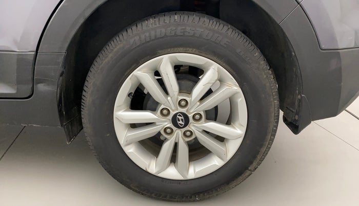 2016 Hyundai Creta SX PLUS 1.6 PETROL, Petrol, Manual, 76,804 km, Left Rear Wheel
