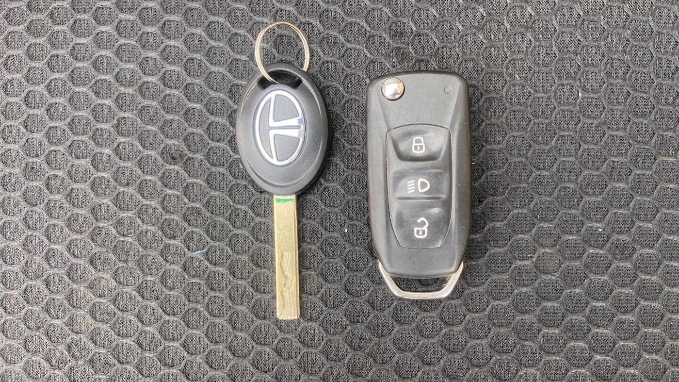 2019 Tata NEXON XT PLUS DIESEL, Diesel, Manual, 89,138 km, Key Close Up