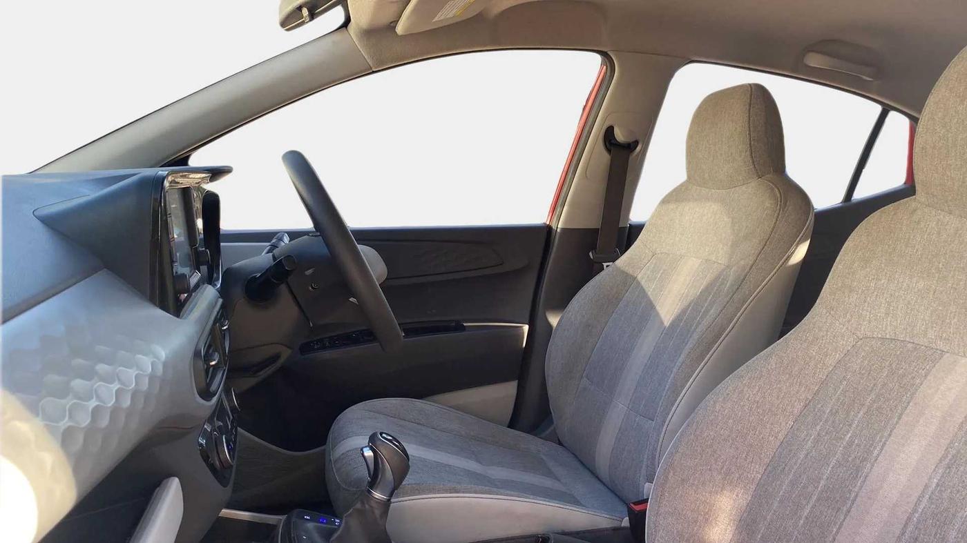 2021 Hyundai GRAND I10 NIOS SPORTZ U2 AMT 1.2 CRDI, Diesel, Automatic, 43,478 km, Right Side Front Door Cabin