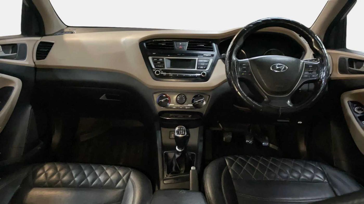 2017 Hyundai Elite i20 SPORTZ 1.4 CRDI, Diesel, Manual, 73,149 km, Dashboard