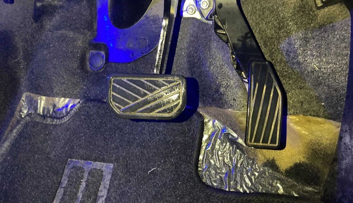 2019 Maruti S PRESSO VXI PLUS AMT, CNG, Automatic, 71,256 km, Pedals