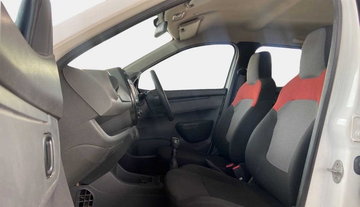 2016 Renault Kwid RXT 0.8, Petrol, Manual, 56,882 km, Right Side Front Door Cabin