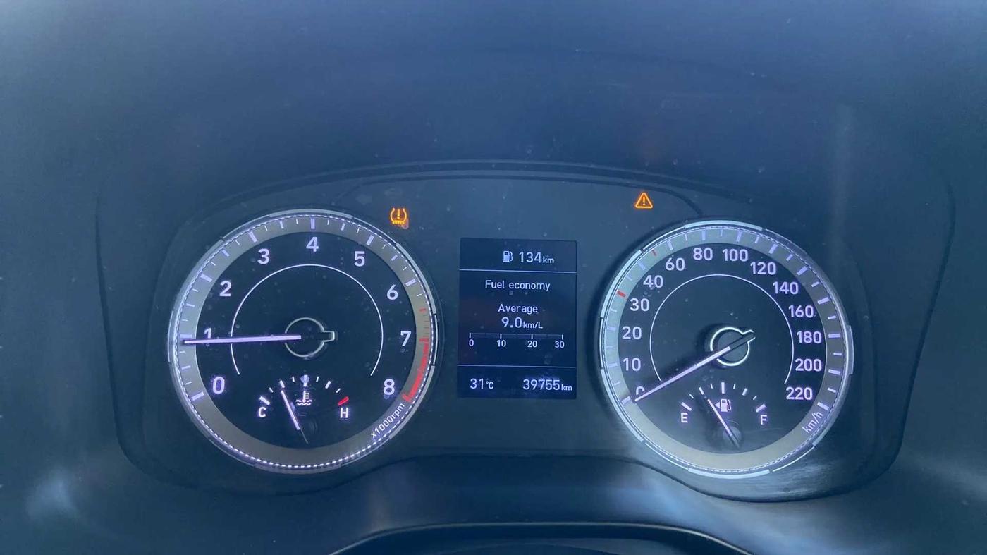 2020 Hyundai VENUE SX 1.0 (O) TURBO, Petrol, Manual, 39,810 km, Odometer Image
