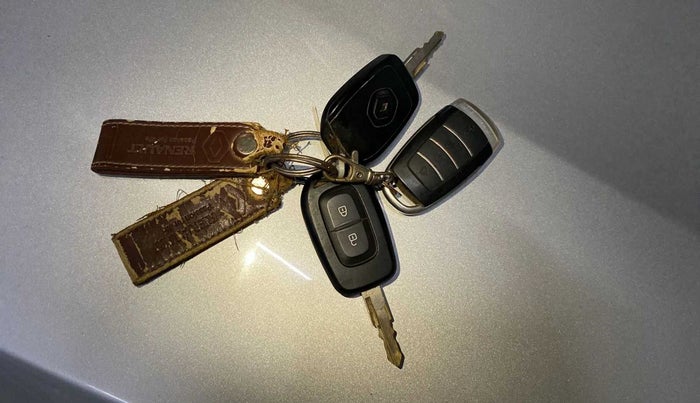 2019 Renault Kwid RXL, Petrol, Manual, 34,148 km, Key Close Up