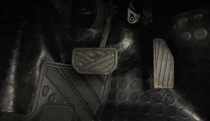 2022 Maruti Celerio ZXI AMT, Petrol, Automatic, 3,999 km, Pedals
