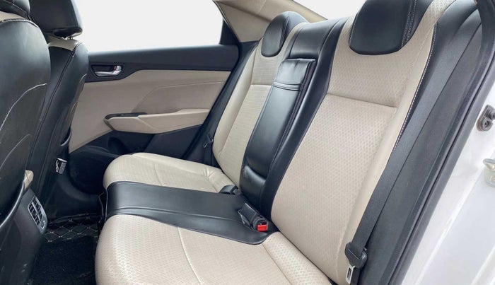 2021 Hyundai Verna S PLUS 1.5 VTVT, Petrol, Manual, 34,381 km, Right Side Rear Door Cabin