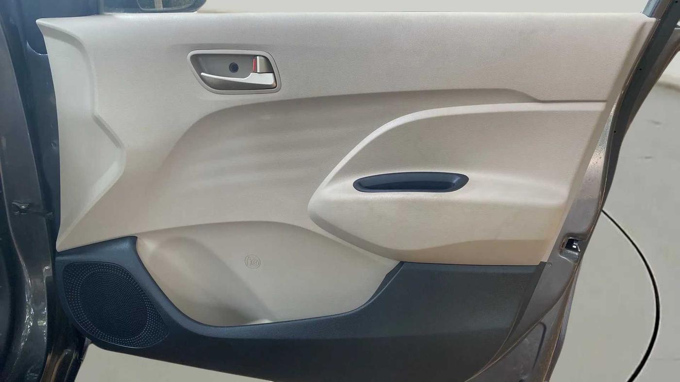 2019 Hyundai NEW SANTRO SPORTZ AMT, Petrol, Automatic, 12,223 km, Driver Side Door Panels Control