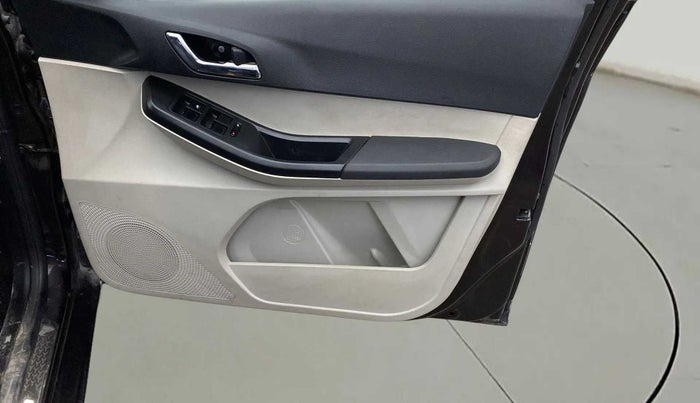 2022 Tata Tiago XZ PLUS CNG, CNG, Manual, 22,874 km, Driver Side Door Panels Control