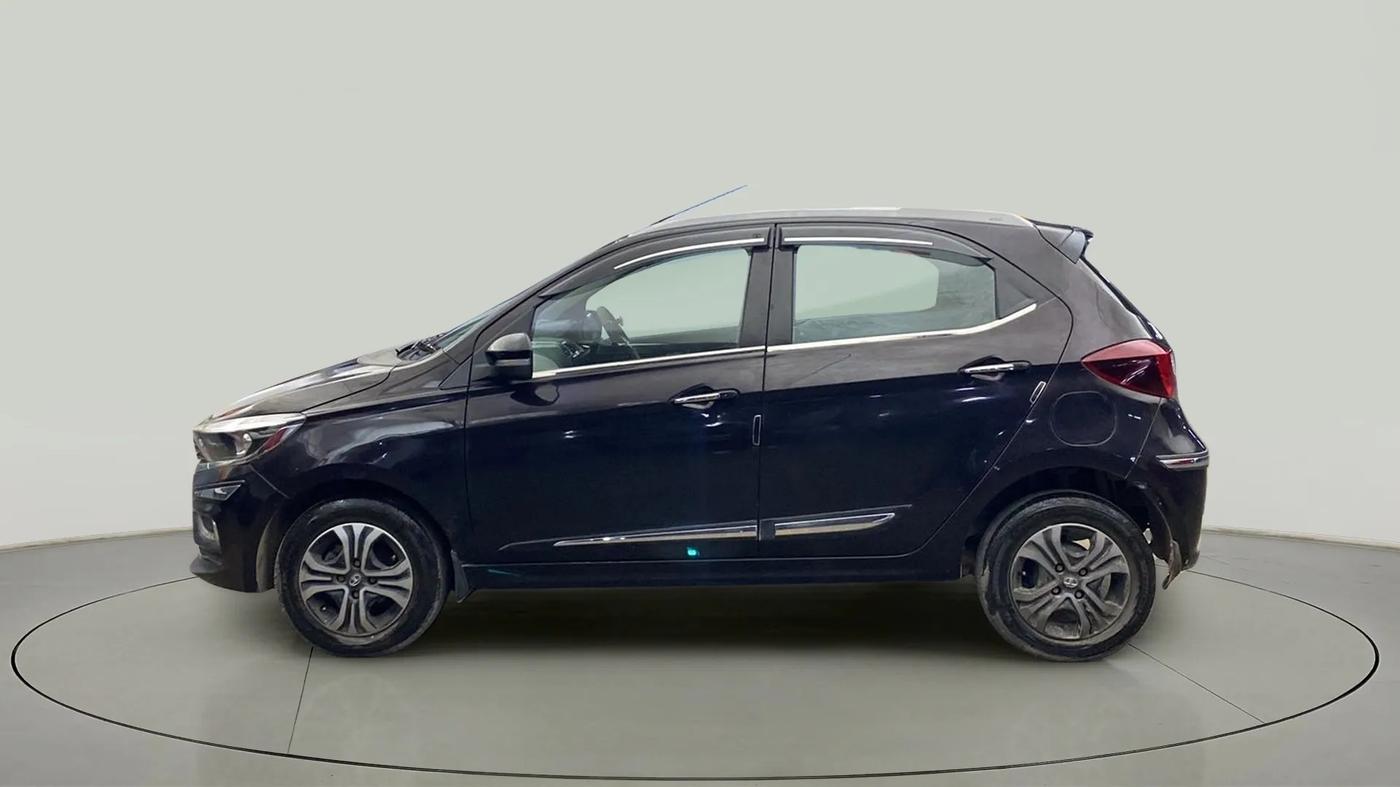 2022 Tata Tiago XZ PLUS CNG, CNG, Manual, 22,874 km, Left Side