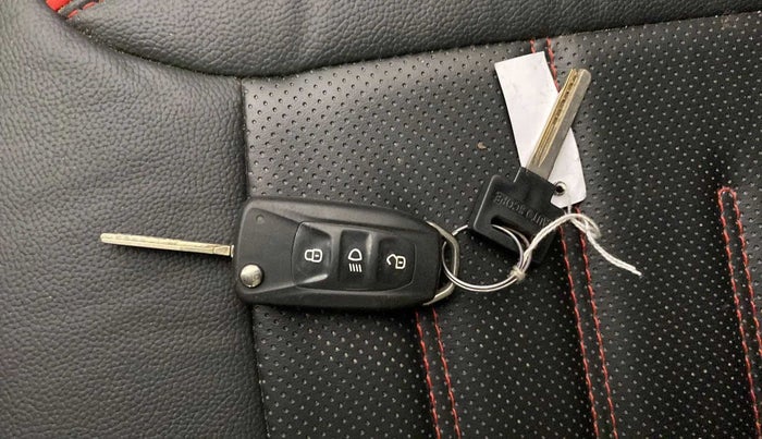 2020 Tata Tiago XZ PETROL, Petrol, Manual, 42,522 km, Key Close Up