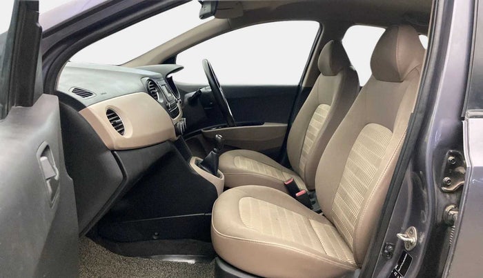 2017 Hyundai Xcent E+, Petrol, Manual, 50,492 km, Right Side Front Door Cabin