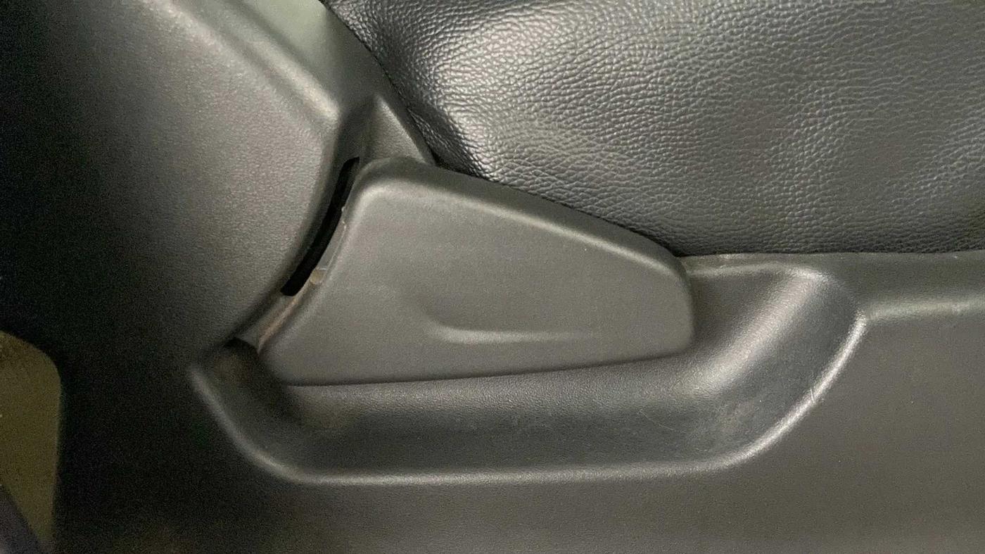 2018 Datsun Redi Go A, Petrol, Manual, 19,413 km, Driver Side Adjustment Panel