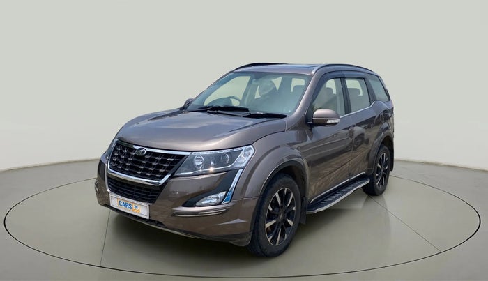 2019 Mahindra XUV500 W11 (O) AT, Diesel, Automatic, 64,319 km, Left Front Diagonal
