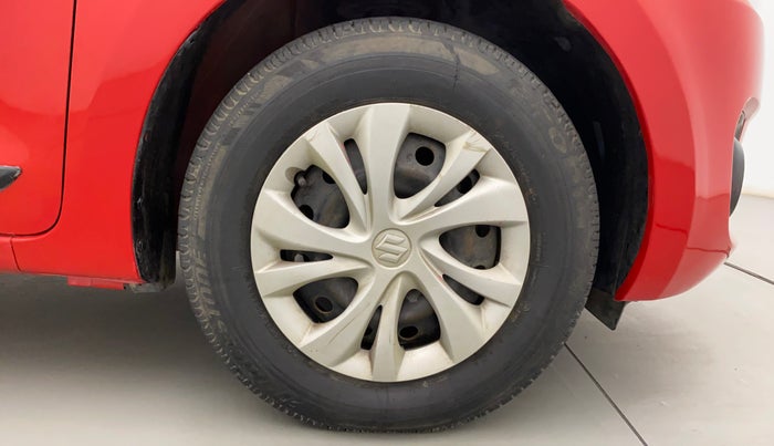 2019 Maruti Swift VXI, Petrol, Manual, 43,460 km, Right Front Wheel