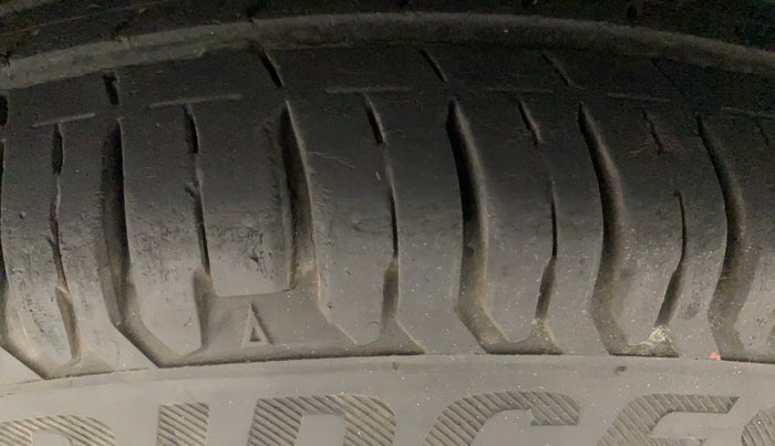 2019 Maruti Swift VXI, Petrol, Manual, 43,460 km, Left Front Tyre Tread
