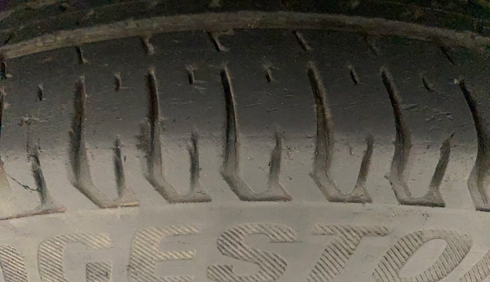 2019 Maruti Swift VXI, Petrol, Manual, 43,460 km, Right Rear Tyre Tread