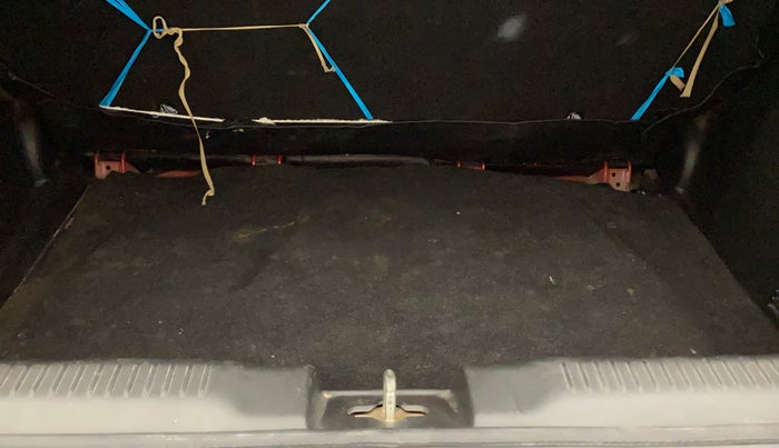 2019 Maruti Swift VXI, Petrol, Manual, 43,460 km, Boot Inside