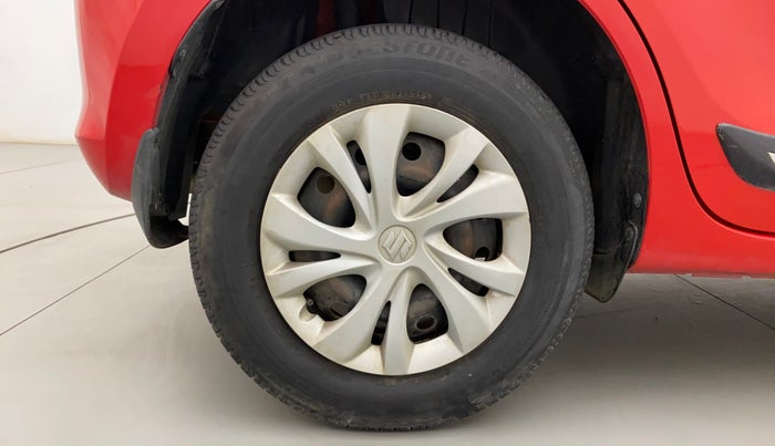 2019 Maruti Swift VXI, Petrol, Manual, 43,460 km, Right Rear Wheel